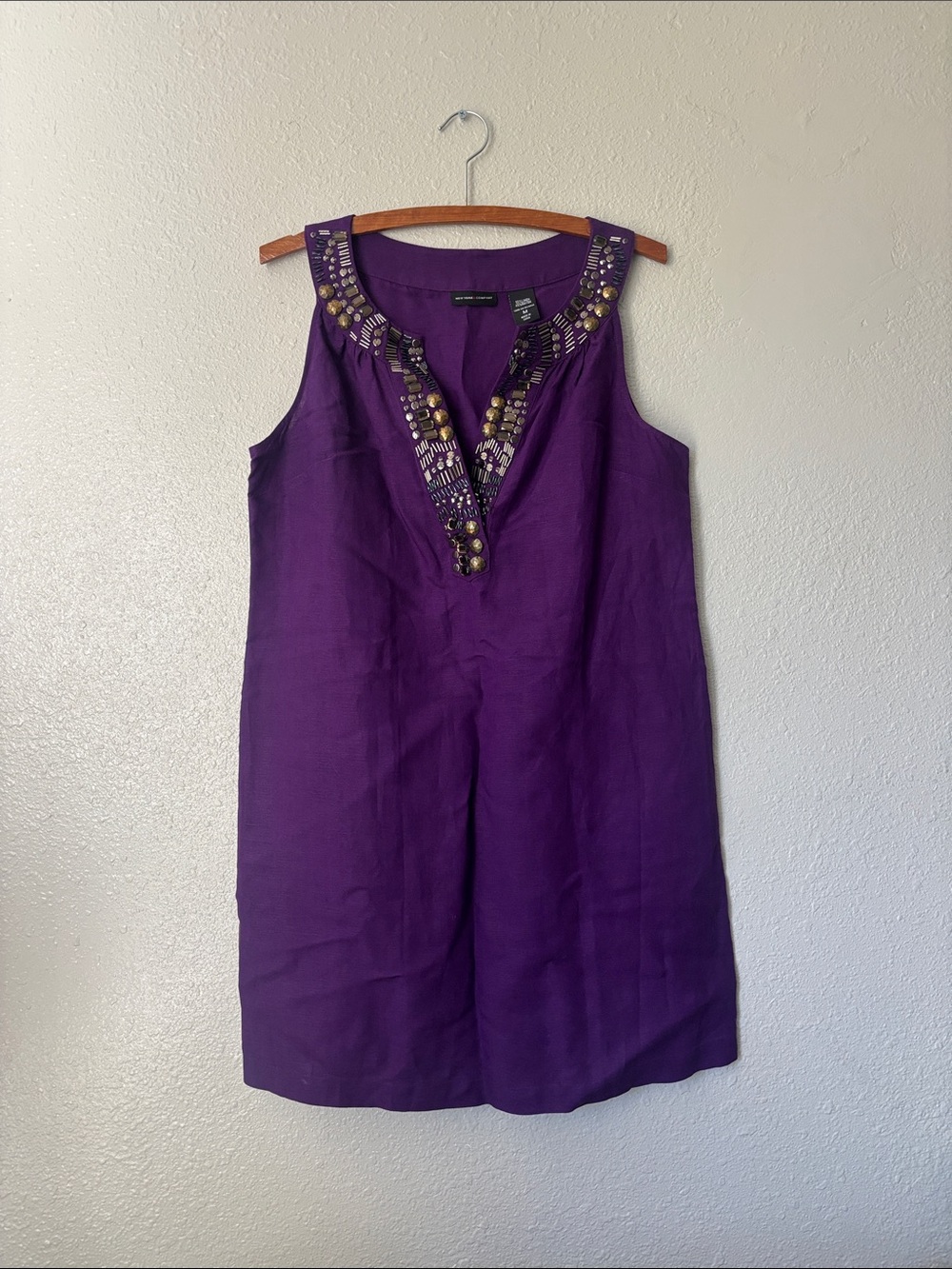 Size M New York & Company Linen/Rayon Beaded Sleeveless Tunic Dress*